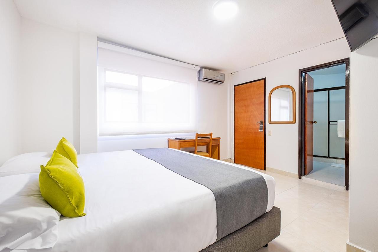 Ayenda 1502 Principe Hotel Букараманга Екстериор снимка