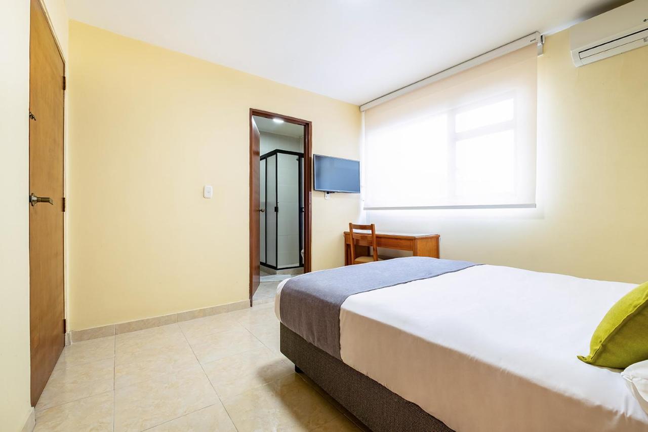Ayenda 1502 Principe Hotel Букараманга Екстериор снимка