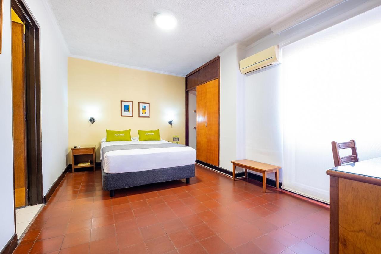 Ayenda 1502 Principe Hotel Букараманга Екстериор снимка