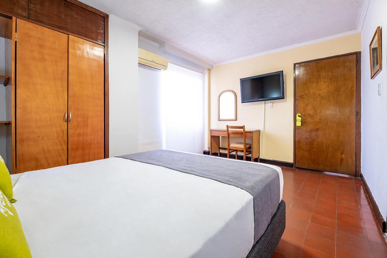 Ayenda 1502 Principe Hotel Букараманга Екстериор снимка