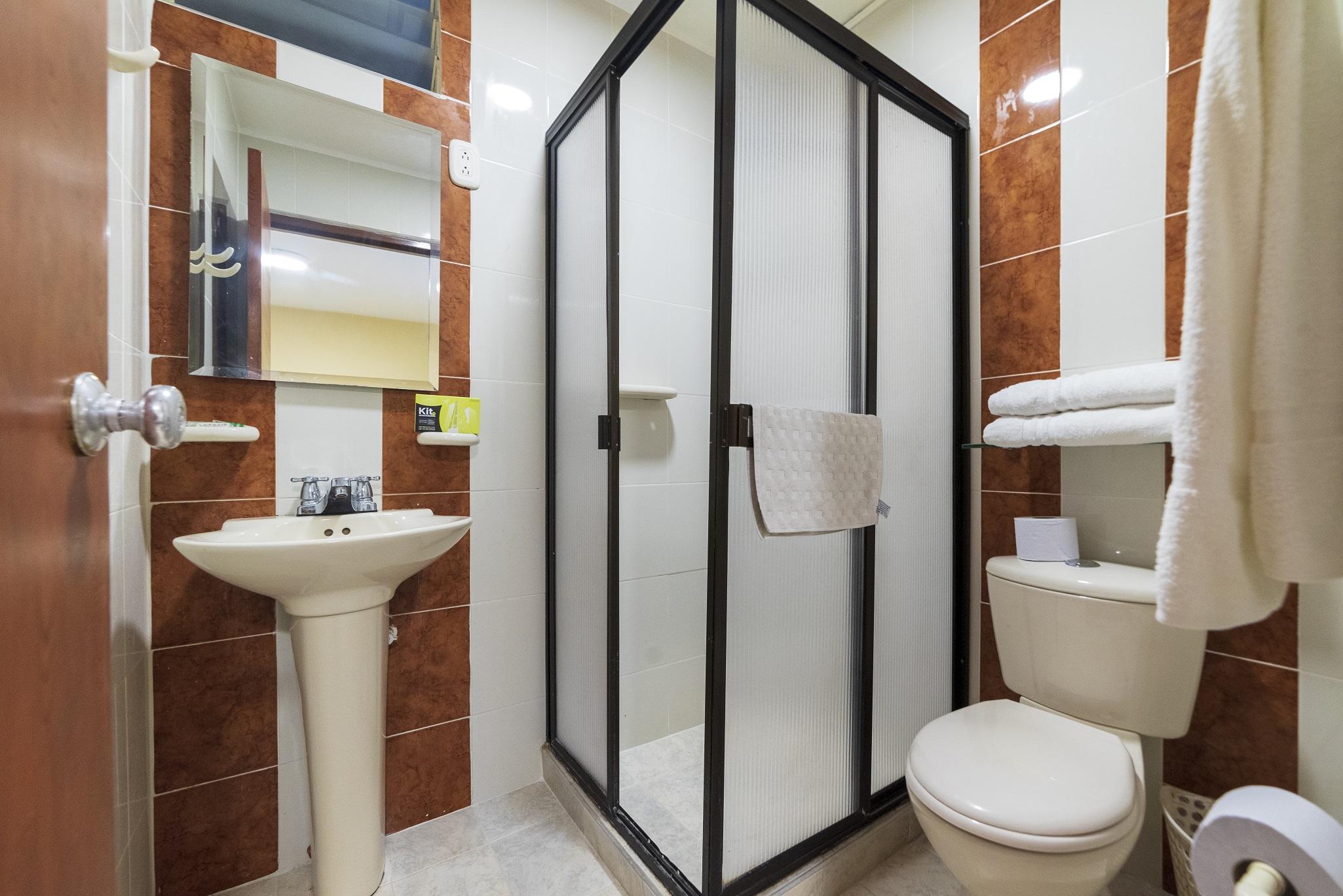 Ayenda 1502 Principe Hotel Букараманга Екстериор снимка