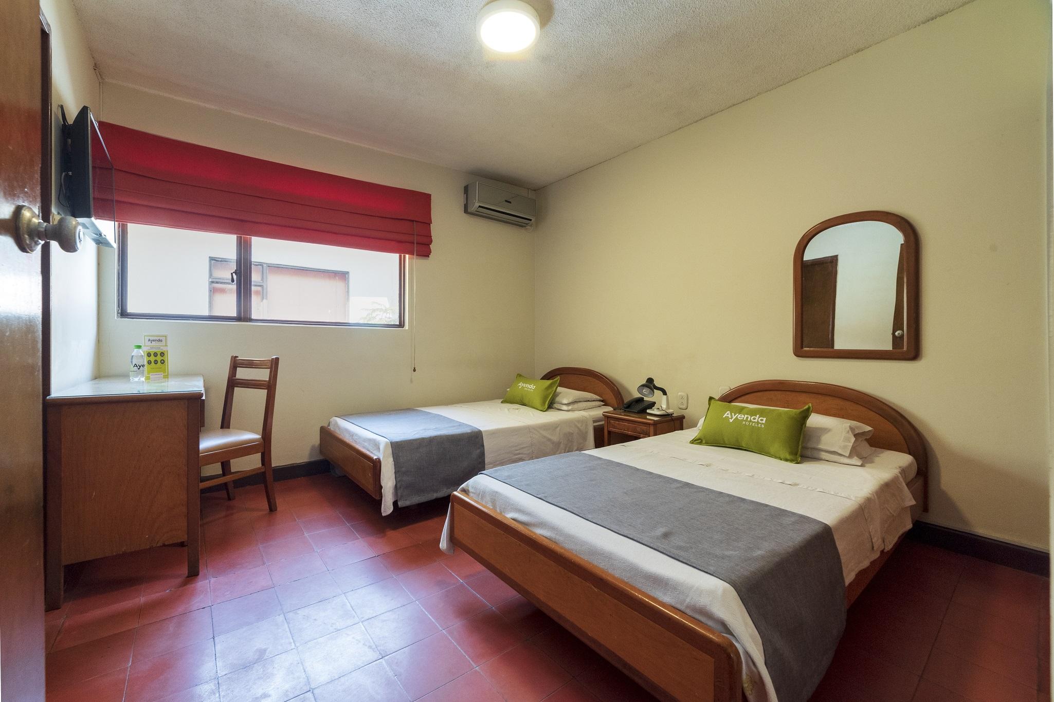 Ayenda 1502 Principe Hotel Букараманга Екстериор снимка